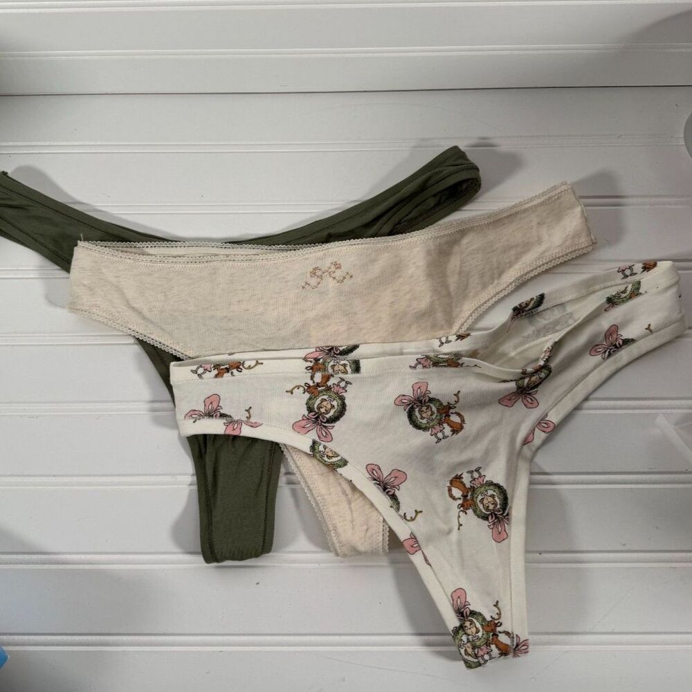 New aerie thongs (3)